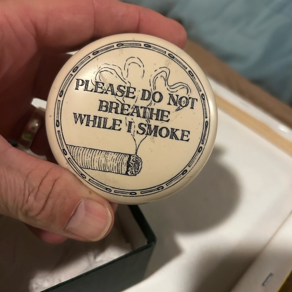 Vintage Things Remembered Paper Weight with Smoking Message